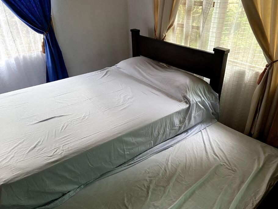 Casa Briza Guest House Никоя Екстериор снимка